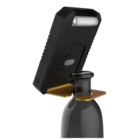 Xtorm Magma – ładowarka solarna z wbudowaną lampką LED