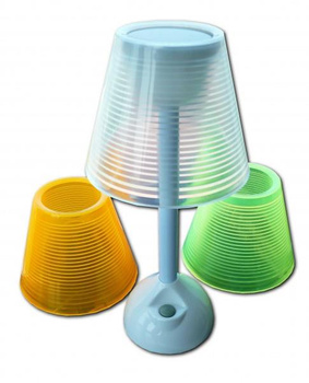 Turtle - zasilana solarnie i USB lampka biurkowa