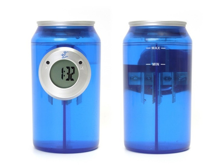 Puszkowy zegarek zasilany wodą